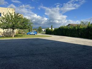 Location local d'activités CHABEUIL 65 m²