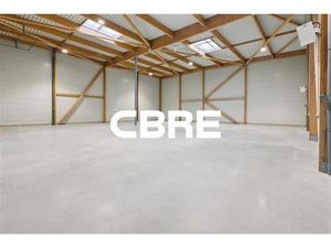 Location local d'activités COURTRY 4 459 m²