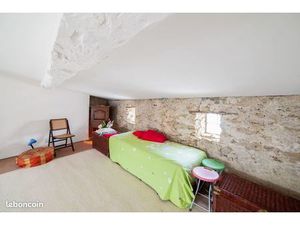 Vend maison de village rénovée