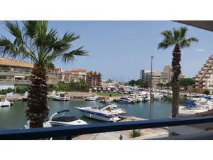 Location meublée appartement 2 pièces 36 m² à Canet-en-Roussillon (66140)  790 €