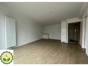 Vente appartement 4 pièces 94 m² Saint-Yrieix-la-Perche (87500)