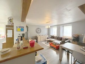 Vente immeuble 6 pièces 158 m² à Colroy-la-Roche (67420)  144 900 €