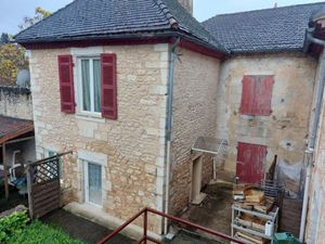Vente immeuble 6 pièces 142 m² à Savignac-les-Eglises (24420)  203 300 €