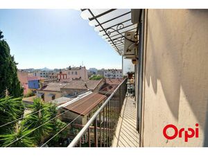 Vente appartement 2 pièces 37m2 Marseille 3eme (13003) - 73000 € - Surface Privée