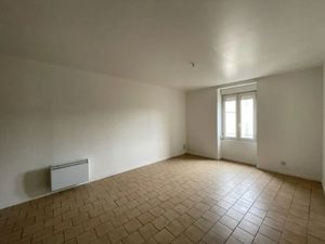 Location appartement 1 pièce 47.77 m² à Vallon-Pont-d'Arc (07150)  420 €