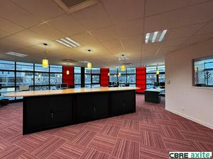Location bureau CHALLES LES EAUX 254 m²