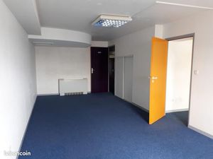 Bureaux 97 m²