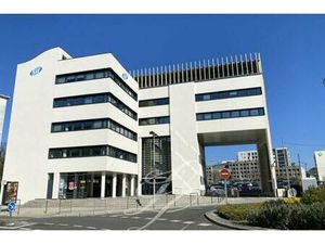 Location - BUREAUX 405.43 m2 Le mans