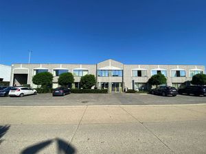 Budgetvriendelijk instapklaar kantoor op gunstige locatie