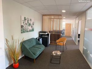 Bureaux meublés 21 m² MEYZIEU