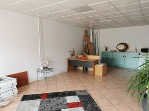 Bureaux Vide 303 m²