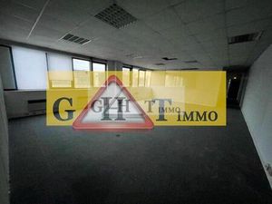 Location bureau 330 m² à Neuilly-sur-Marne (93330)