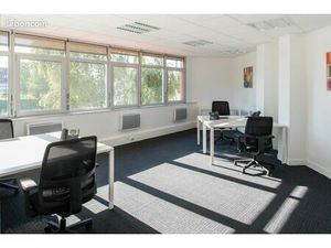 Bureau privé pour 3 personnes à Orly Orlytech
