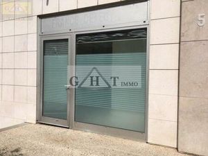 LOCAL/BUREAUX A VENDRE A SAINT MANDE 40M²