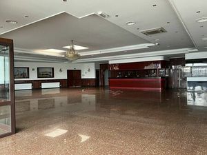 Vente commerce 460 m² Joué-lès-Tours (37300)