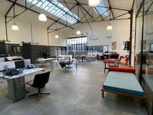 Location local industriel 145 m² à Les Lilas (93260)