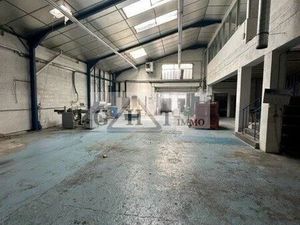Vente local industriel 671 m² Maisons-Alfort (94700)