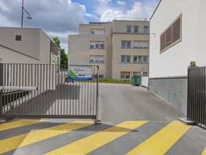 Location parking 12 m² à Chatenay-malabry (92290)  65 €