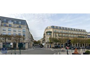 Parking à louer - Chessy (77) - 4 000€