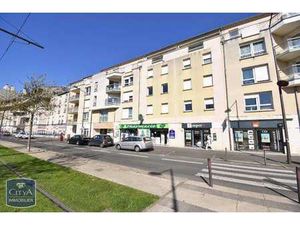 Location Garage box et parking au Mans Sablons - Newton (72000) : à louer / Le Mans Sablon