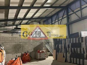 Location local industriel 216 m² à Montfermeil (93370)