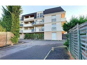 Location stationnement  m² T- à Saint-Jean-le-Blanc  59 €