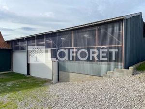 Location locaux professionnels 323 m² à Fruges (62310)  1 100 €