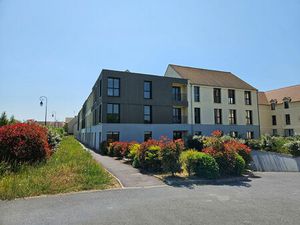 Surface commerciale La Chapelle En Serval 72 m2