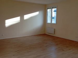 Vente locaux professionnels 8 pièces 205 m² à La Membrolle-sur-Choisille (37390)  175 000 