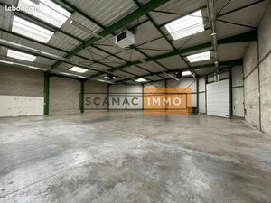 Local d'activité 1 875 m²