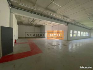 Local d'activité 2 219 m²