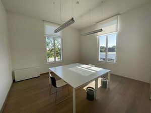 Bien professionnel à louer à Sint-Martens-Latem € 875 (KJ6EH) - Dewaele Business - Gent | 