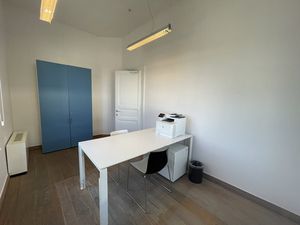 Commercieel te huur in Sint-Martens-Latem