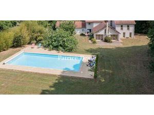 Maison contemporaine avec jardin et terrasse Buchelay (78)
