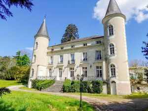 Chateau à vendre à Tournon-Saint-Pierre (37290) - Indre-et-Loire