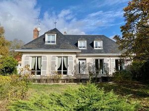 Vente maison 8 pièces 238 m² La Chartre-sur-le-Loir (72340)