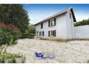 Vente maison 4 pièces 63m2 La Tour-du-Pin 38110 - 192000 € - Surface Privée