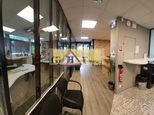 Vente bureau 620 m² Maisons-Alfort (94700)