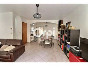 Vente maison 5 pièces 105m2 Marseille 3eme (13003) - 325000 € - Surface Privée