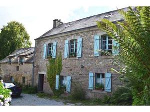 Vente Maison Piscine à Meslan (56320) : à vendre Piscine / 251m² Meslan