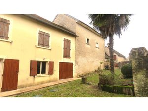 Ensemble immobilier de 2 maisons (en pierres et mitoyennes)