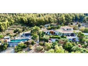 Location maison 7 pièces 300m2 Sanary-sur-Mer (83110) - 6675 € - Surface Privée