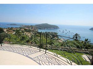 Vente maison 10 pièces 450 m² Villefranche-sur-Mer (06230)