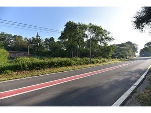 *OPTION*Terrain pour plusieurs habitations - +/- 86m de faça