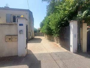 Location terrain 150 m² à Marseille 12ème (13012)  450 €