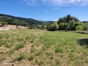 Terrain 2170 m2 à Paslières