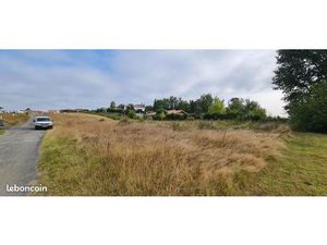 Terrain 700 m² Campsas