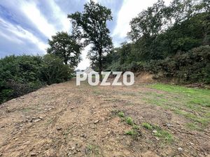 JULLOUVILLE - terrain constructible - env. 1145 m²