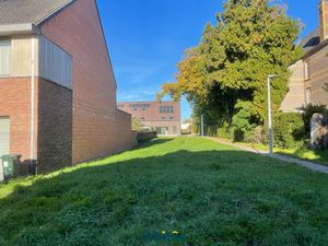 Terrain à bâtir pour un projet de maisons jumelées dans l...