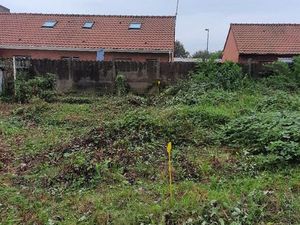 Vends terrain constructible de 765 m2